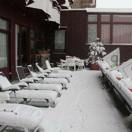 Hotel Amoretes La Molina  Eksteriør billede