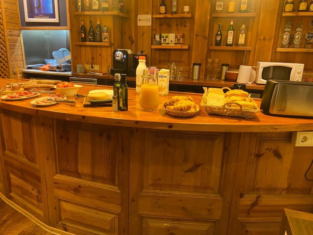Hotel Amoretes La Molina  Eksteriør billede
