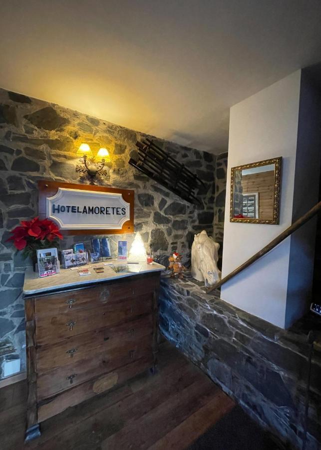 Hotel Amoretes La Molina  Eksteriør billede