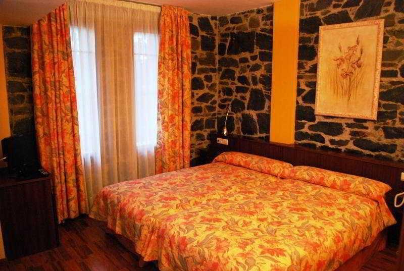 Hotel Amoretes La Molina  Eksteriør billede