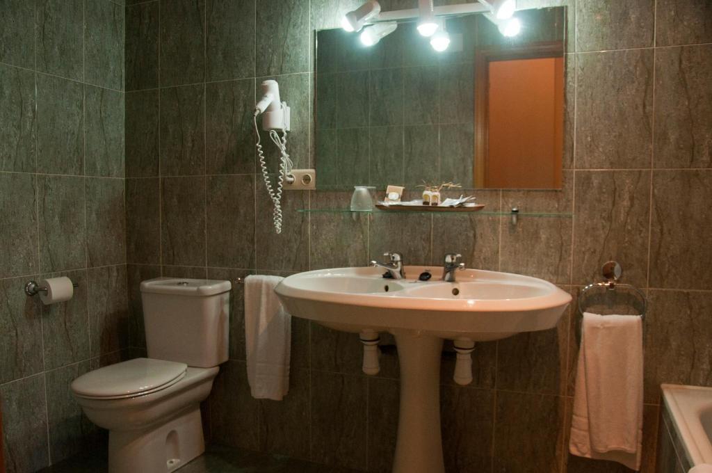 Hotel Amoretes La Molina  Værelse billede