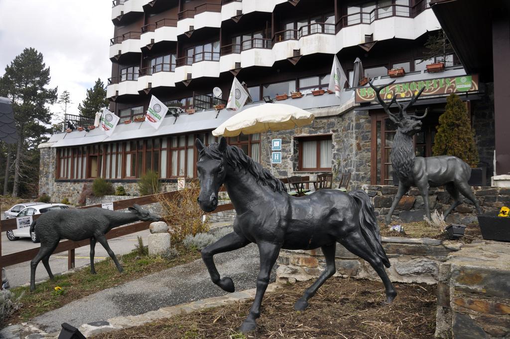 Hotel Amoretes La Molina  Eksteriør billede